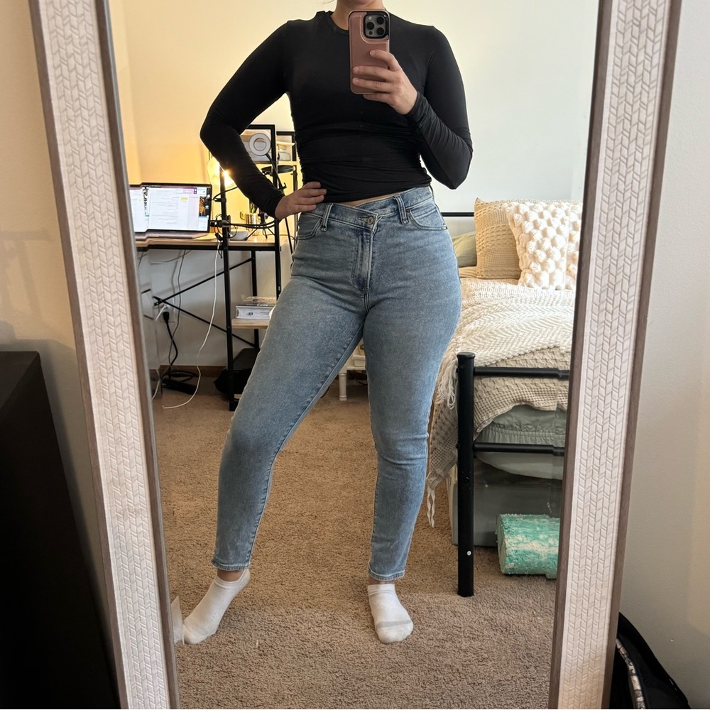 Abercrombie & Fitch Curve Love Cross Waist Skinny Jean